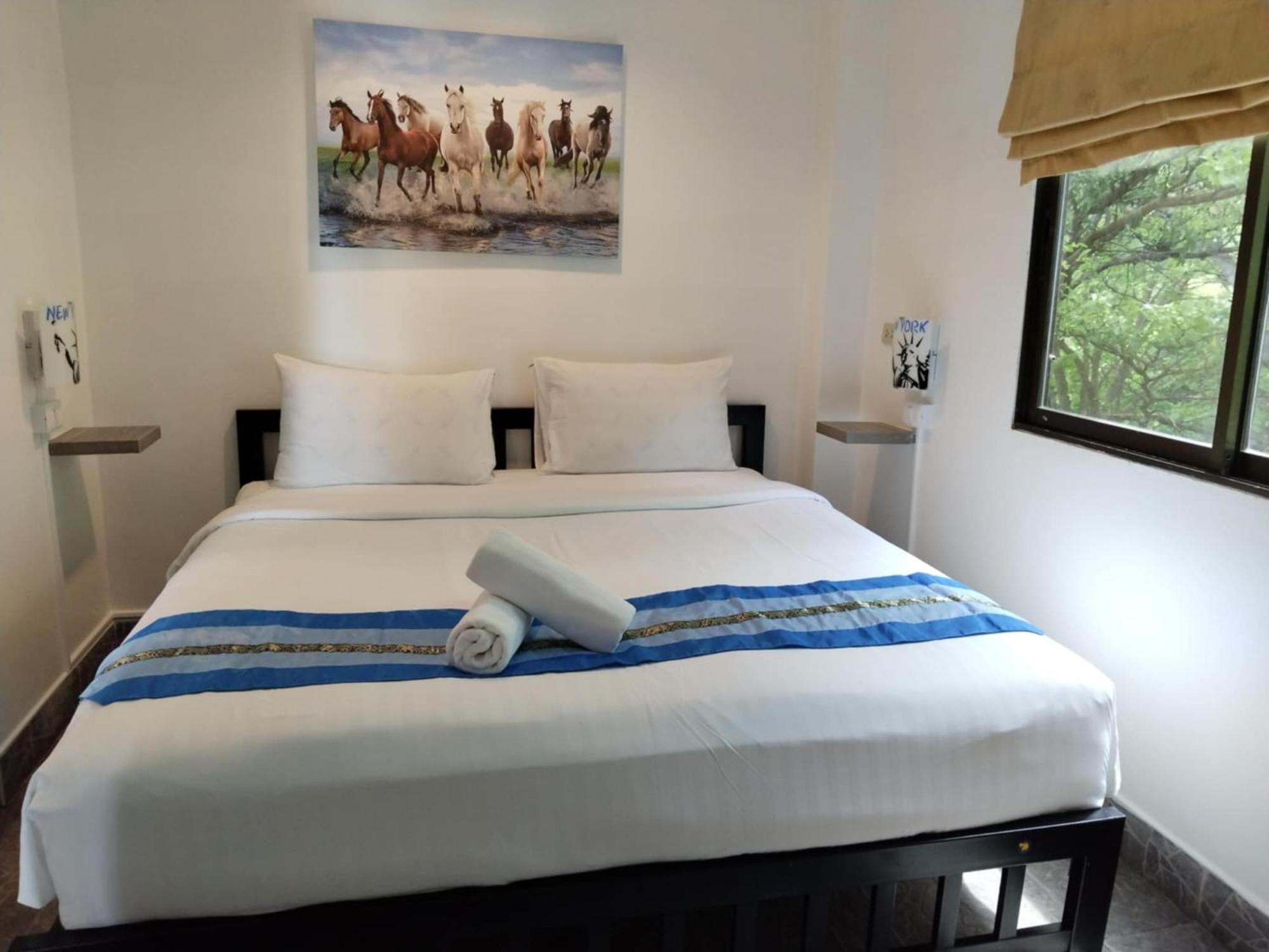 Phratamnak Inn - 100 Meter From Beach Pattaya Exteriér fotografie