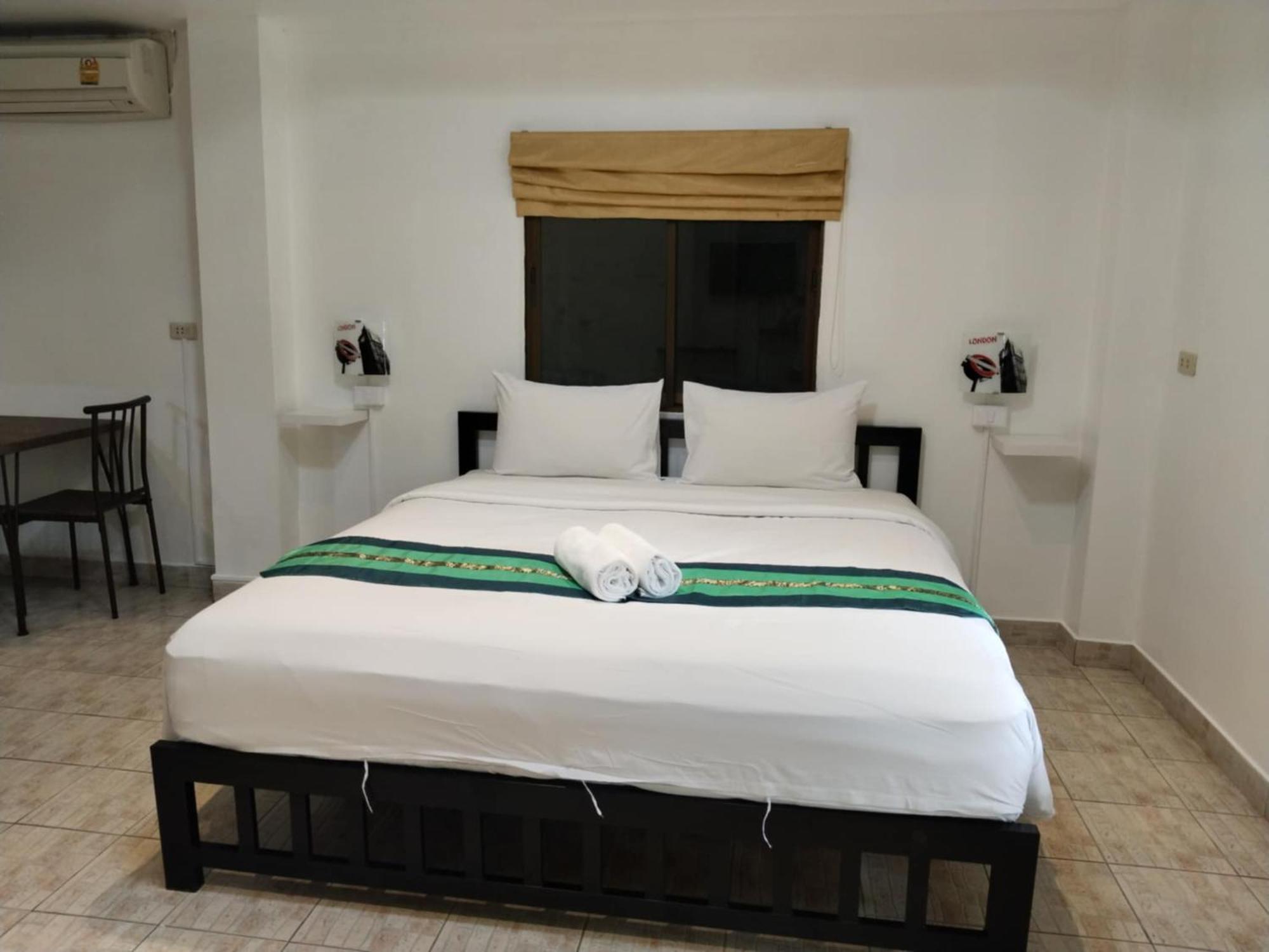 Phratamnak Inn - 100 Meter From Beach Pattaya Exteriér fotografie